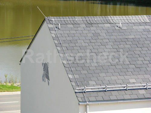 Rathscheck Schiefer - Dekorative Deckung mit Coquettes