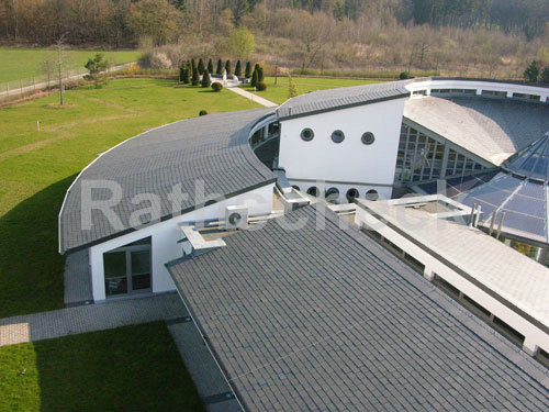 Rathscheck Schiefer - Dekorative Deckung mit Coquettes
