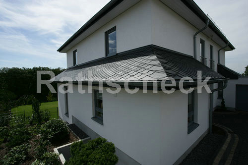 Rathscheck Schiefer - Dekorative Deckung mit Coquettes