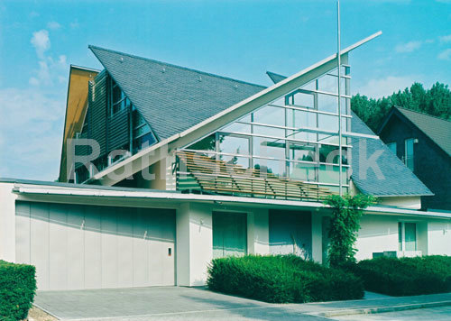 Rathscheck Schiefer - Dekorative Deckung mit Coquettes