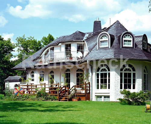 Rathscheck Schiefer - Dekorative Deckung mit Coquettes