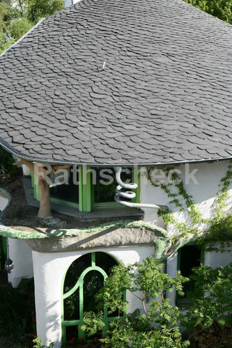 Rathscheck Schiefer - Dekorative Deckung mit Coquettes