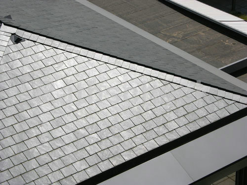 Rathscheck Schiefer - Dekorative Deckung mit Coquettes
